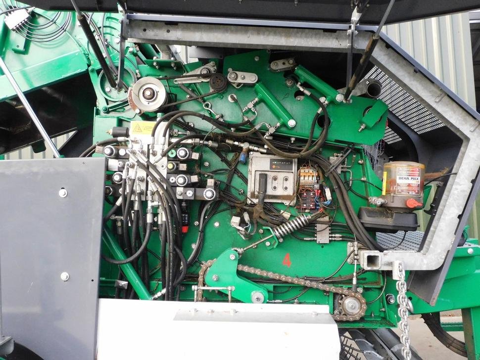 Press-/Wickelkombination of the type Criap Midi Baler 85, Gebrauchtmaschine in Baumgarten (Picture 7)