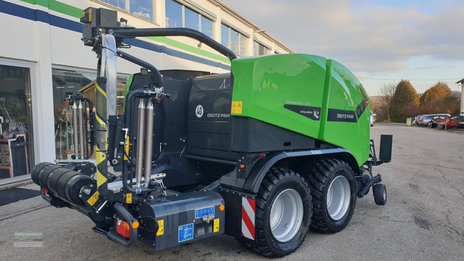 Press-/Wickelkombination del tipo Deutz-Fahr FixMaster BP 335 OC 23 -mit Folien-Netzbindung u. 3-D Wickler-, Neumaschine In Diessen (Immagine 3)