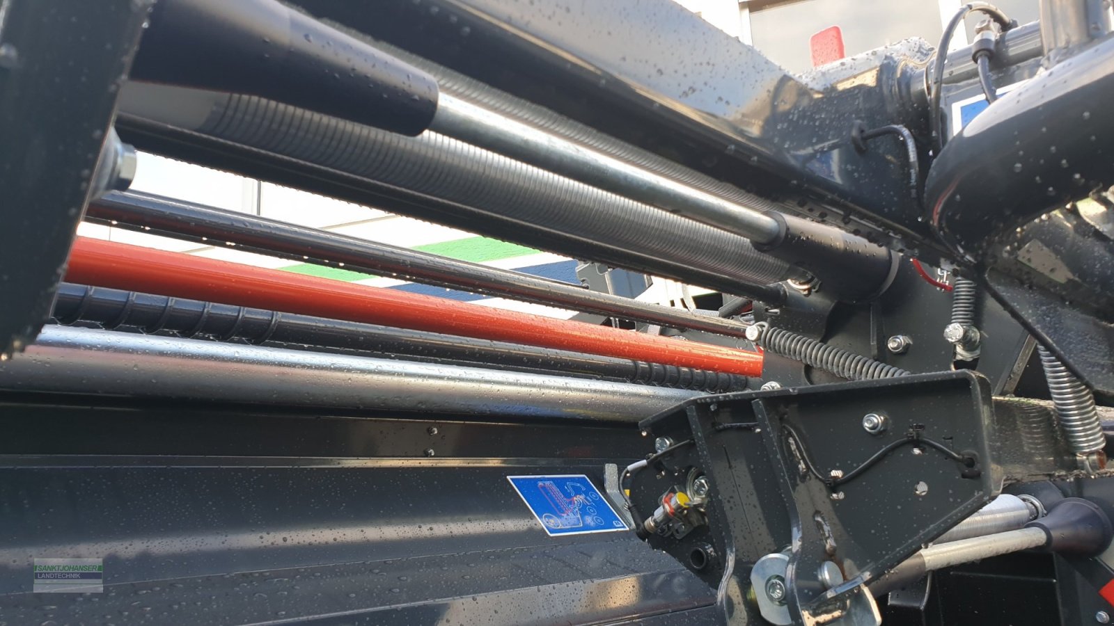 Press-/Wickelkombination del tipo Deutz-Fahr FixMaster BP 335 OC 23 -mit Folien- und Netzbindung-, Neumaschine In Diessen (Immagine 19)