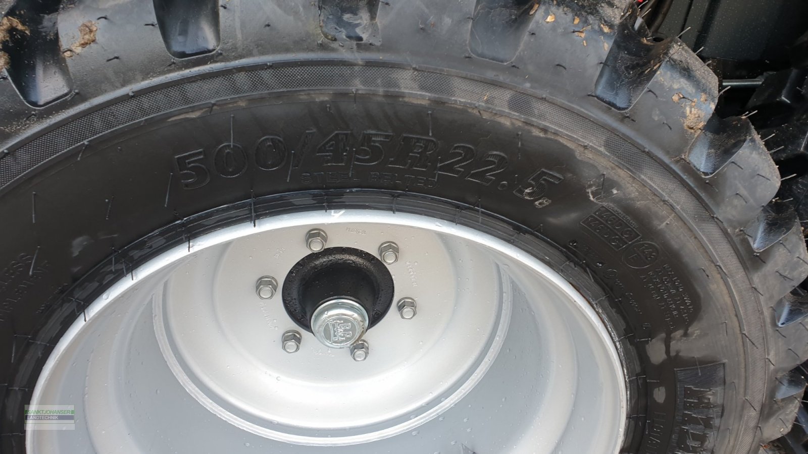 Press-/Wickelkombination des Typs Deutz-Fahr FixMaster BP 335 OC 23 -mit Folien- und Netzbindung-, Neumaschine in Diessen (Bild 22)