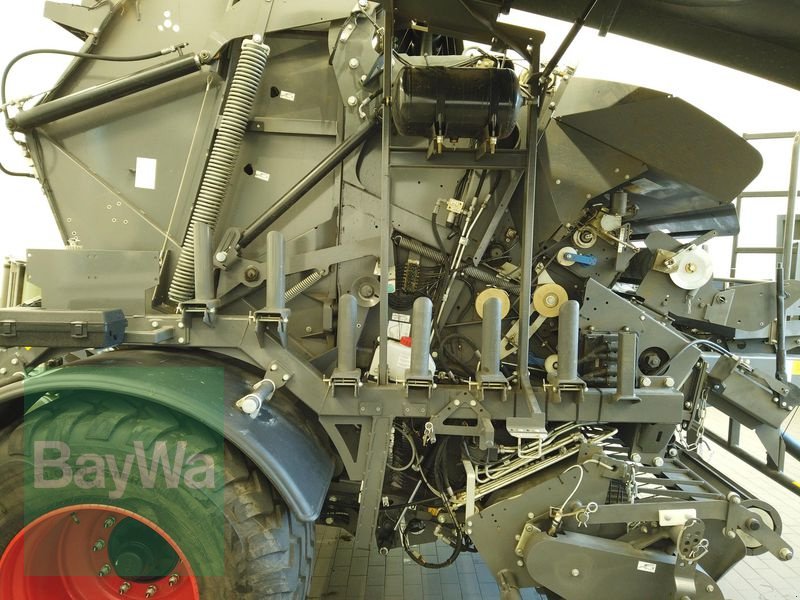 Press-/Wickelkombination des Typs Fendt ROTANA 160 V COMBI, Gebrauchtmaschine in Manching (Bild 15)