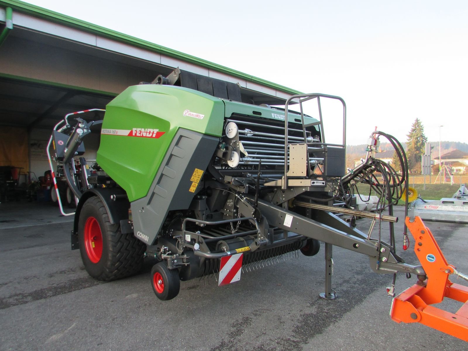 Press-/Wickelkombination του τύπου Fendt Rotana 160V Combi, Vorführmaschine σε Saxen (Φωτογραφία 2)