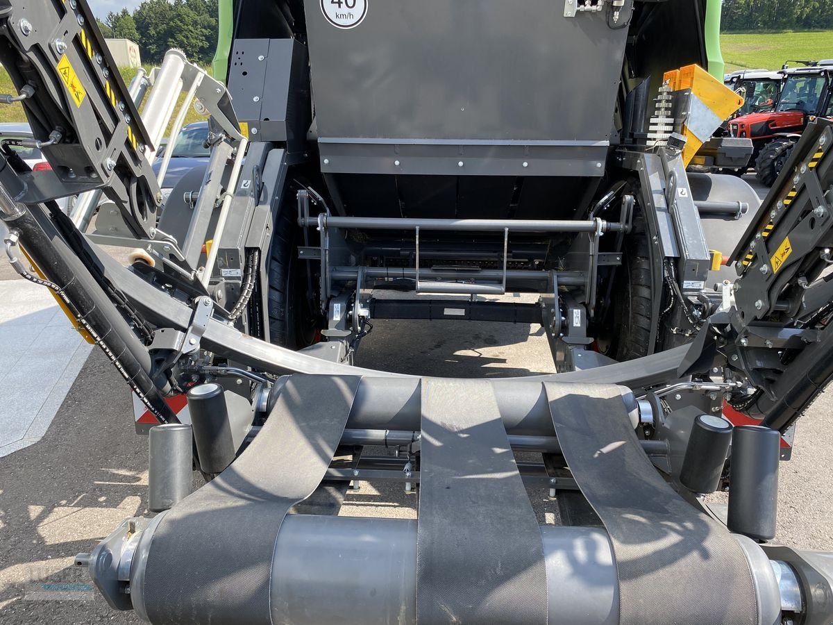 Press-/Wickelkombination of the type Fendt Rotana 160V Combi, Neumaschine in Niederkappel (Picture 5)