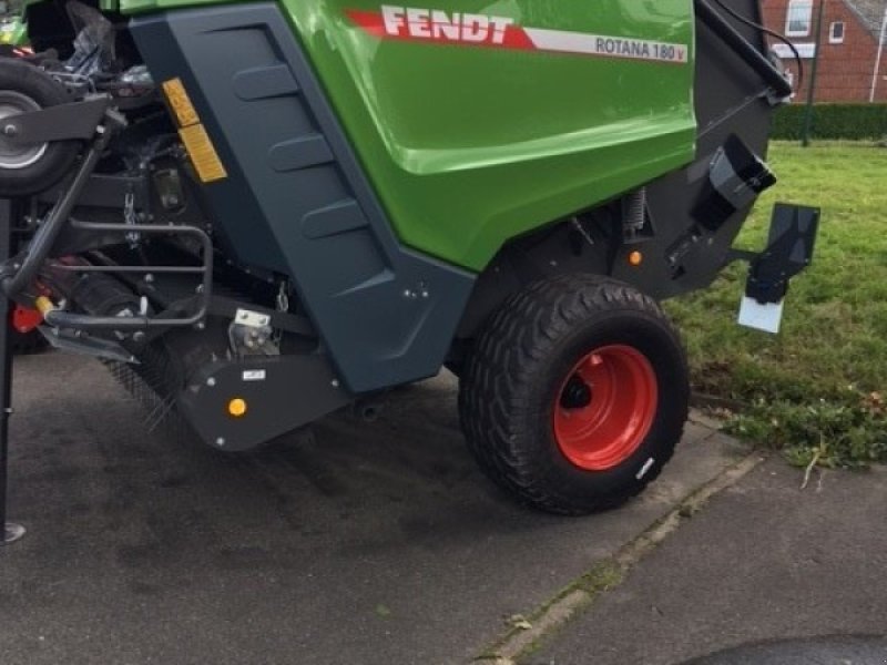 Press-/Wickelkombination des Typs Fendt Rotana 180 V, Neumaschine in Itzehoe