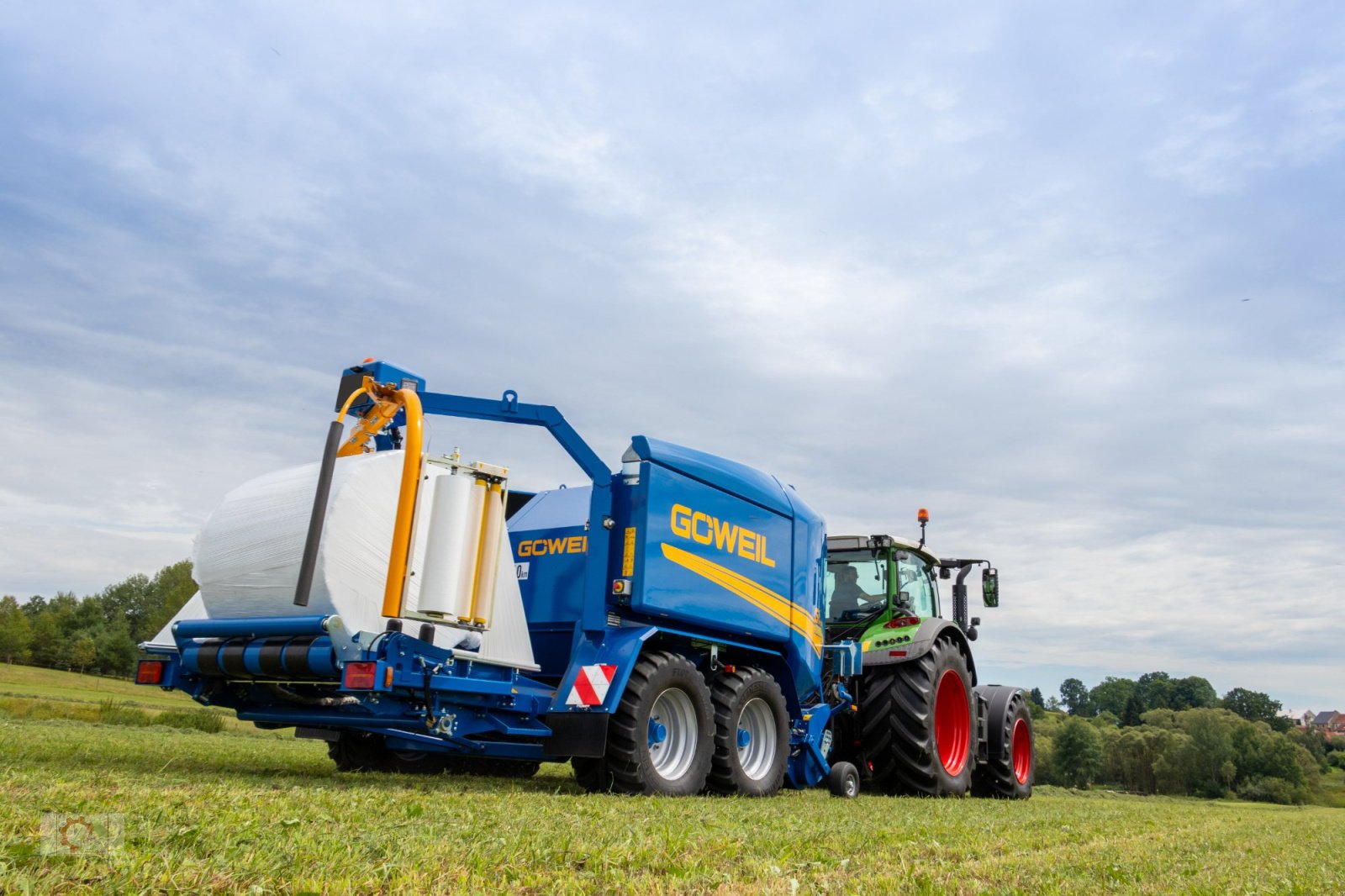 Press-/Wickelkombination des Typs Göweil G-1 F125 Kombi Runballenpresse Wickelkombination 1,25m Rundballen, Neumaschine in Tiefenbach (Bild 5)