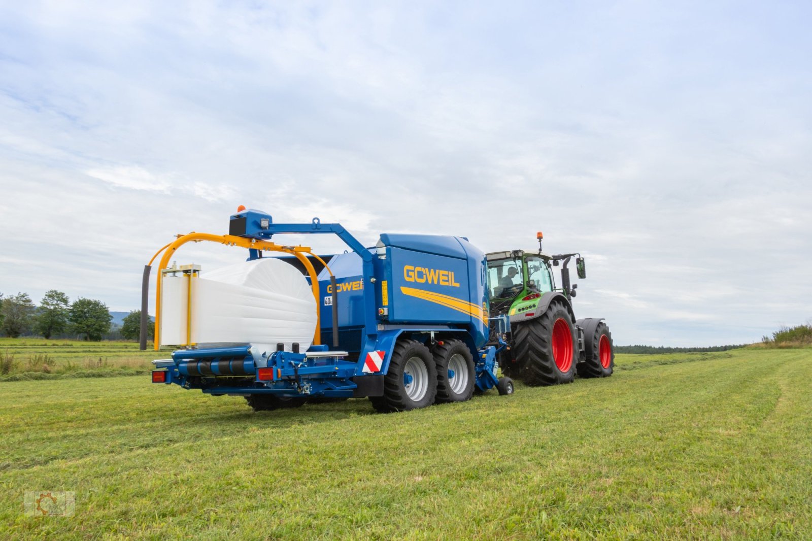 Press-/Wickelkombination tip Göweil G-1 F125 Kombi Runballenpresse Wickelkombination 1,25m Rundballen, Neumaschine in Tiefenbach (Poză 2)