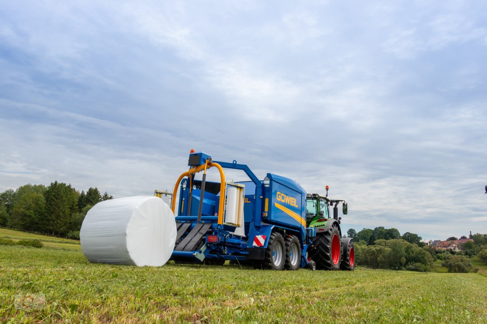 Press-/Wickelkombination tip Göweil G-1 F125 Kombi Runballenpresse Wickelkombination 1,25m Rundballen, Neumaschine in Tiefenbach (Poză 8)