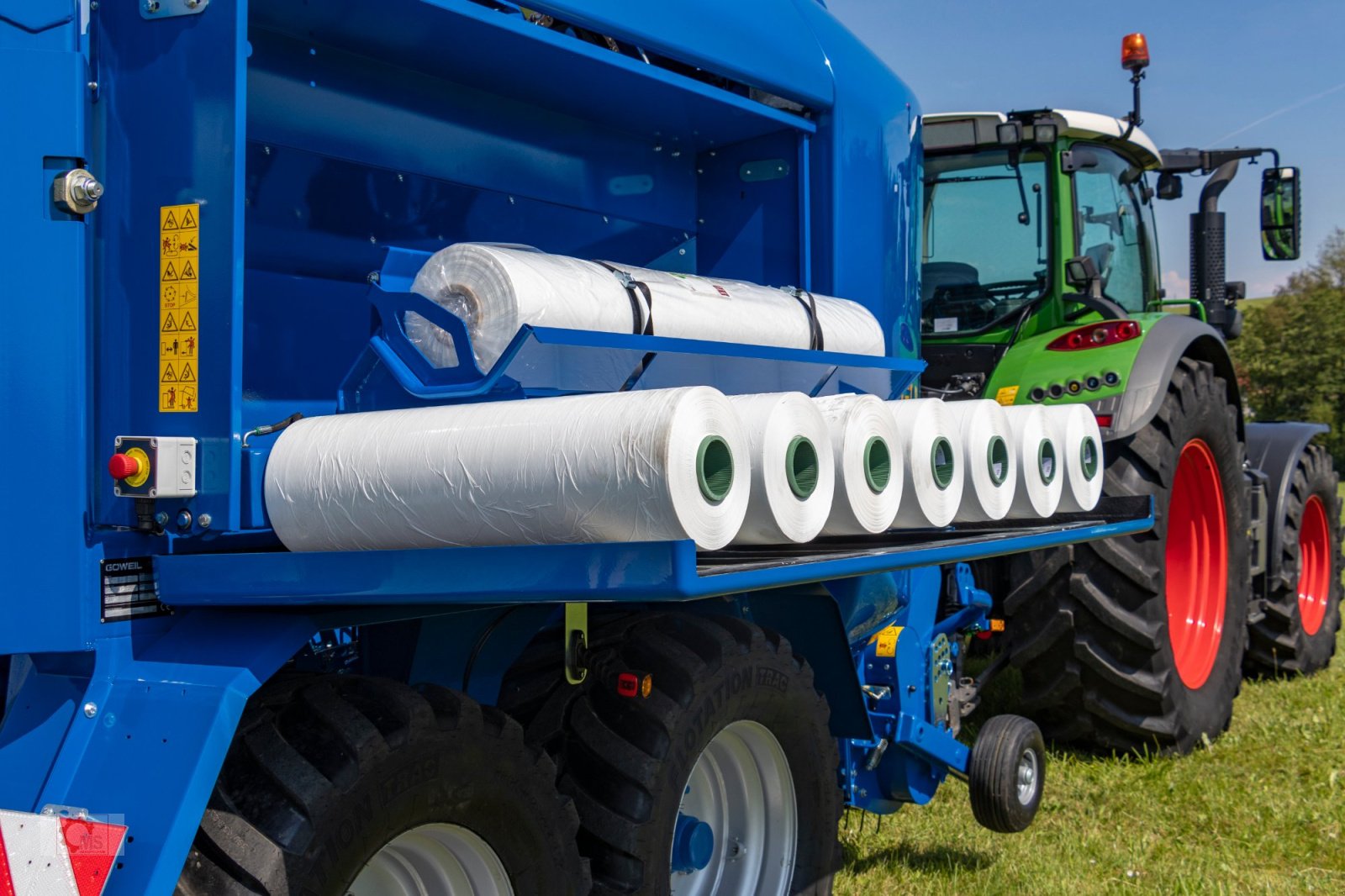 Press-/Wickelkombination tip Göweil G-1 F125 Kombi Runballenpresse Wickelkombination 1,25m Rundballen, Neumaschine in Tiefenbach (Poză 14)