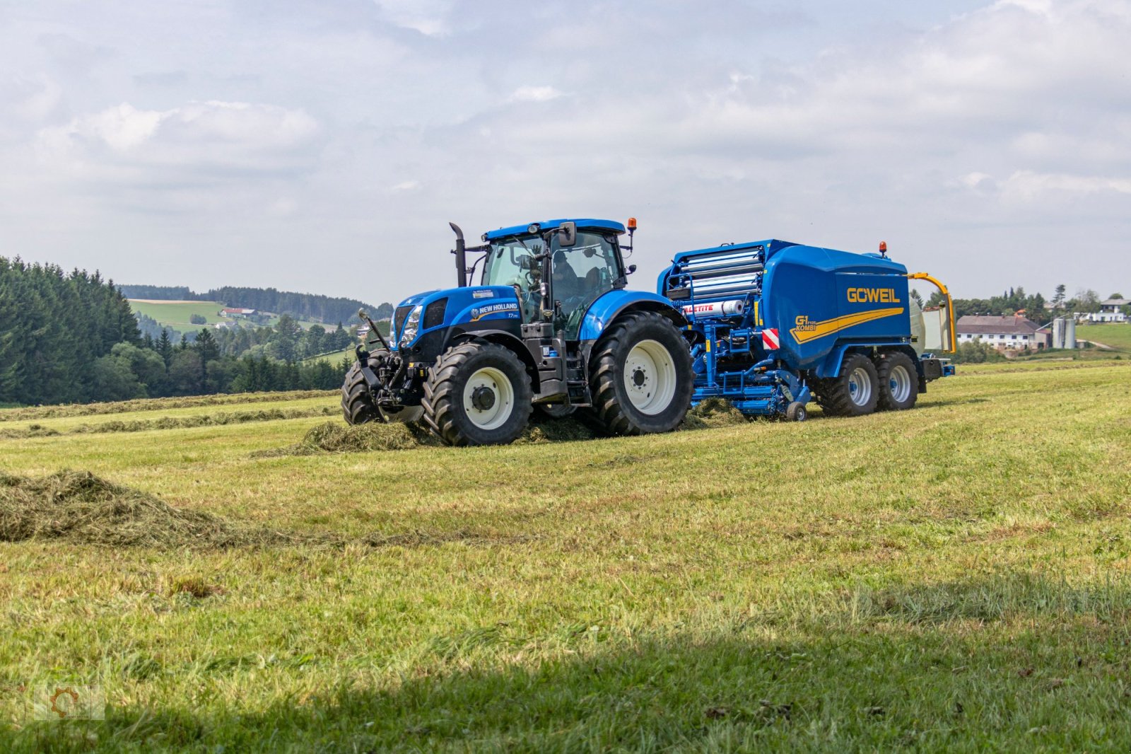 Press-/Wickelkombination tip Göweil G-1 F125 Kombi Runballenpresse Wickelkombination 1,25m Rundballen, Neumaschine in Tiefenbach (Poză 28)