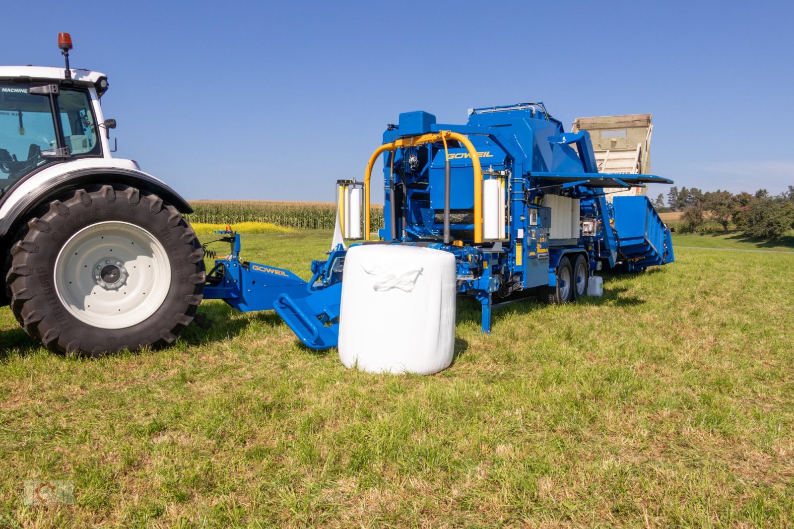 Press-/Wickelkombination of the type Göweil LT-Master F115 Maispresse Variable Ballengröße, Neumaschine in Tiefenbach (Picture 31)