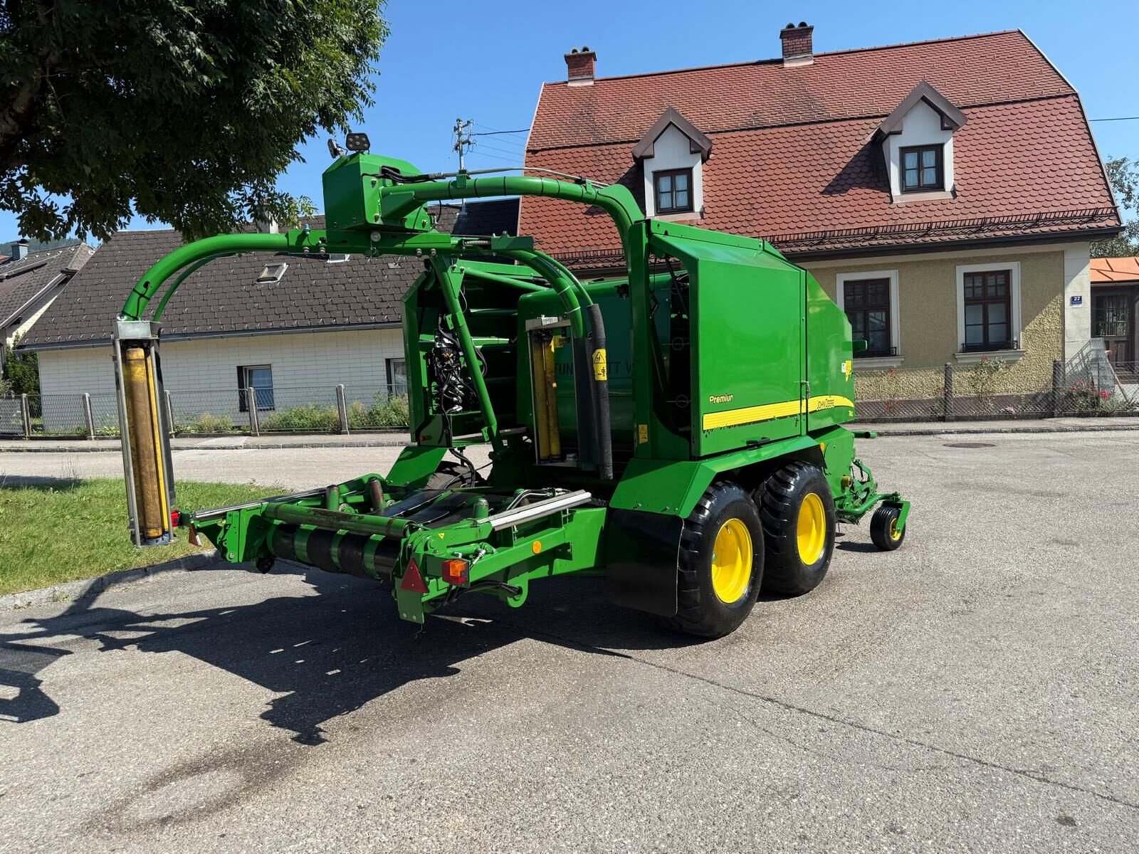 Press-/Wickelkombination от тип John Deere 744, Gebrauchtmaschine в Kirchdorf (Снимка 3)