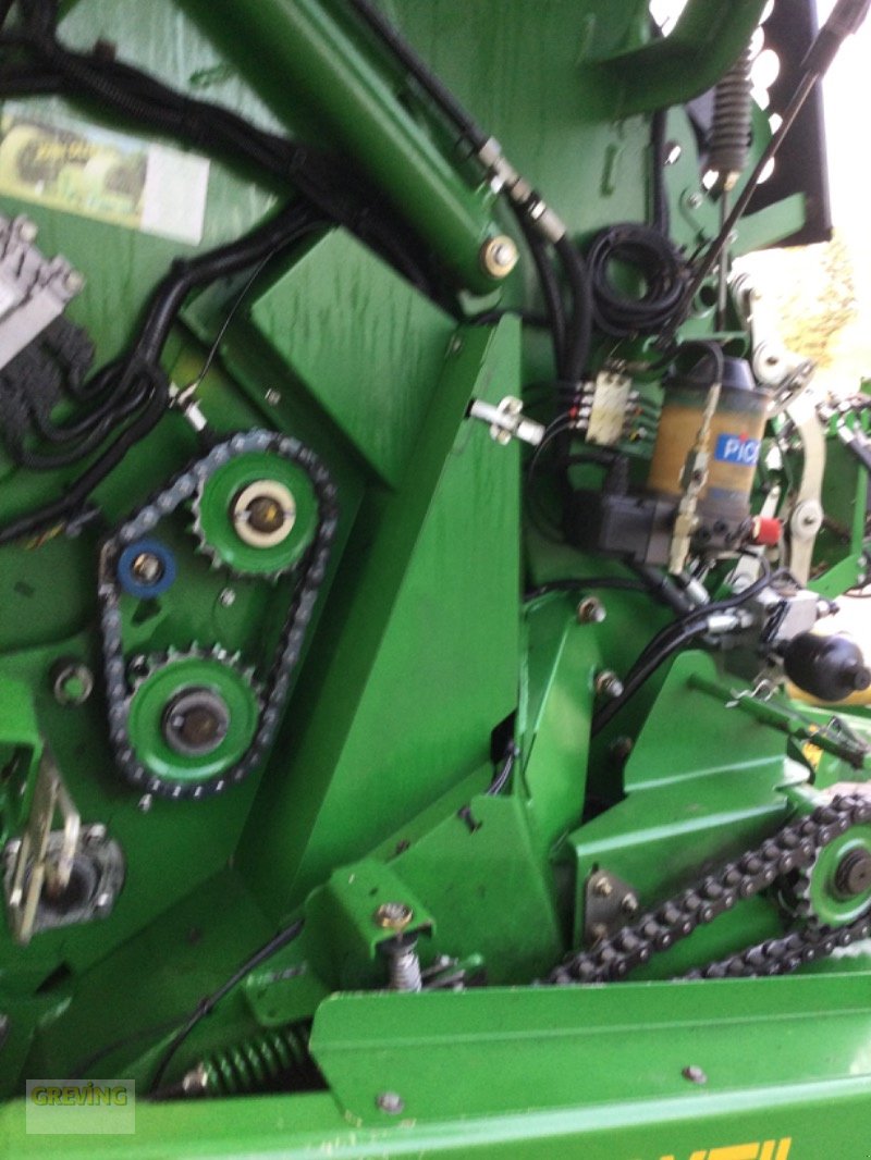 Press-/Wickelkombination des Typs John Deere 990 Premium mit Göweil Wickelkombination,, Gebrauchtmaschine in Greven (Bild 11)