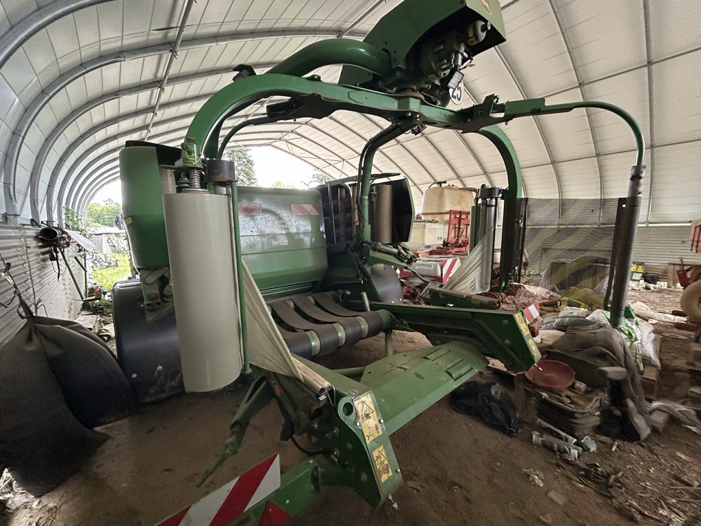 Press-/Wickelkombination del tipo John Deere C 441 R, Gebrauchtmaschine In UZERCHE (Immagine 4)