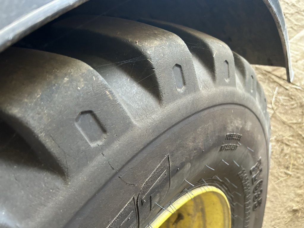 Press-/Wickelkombination del tipo John Deere C 441 R, Gebrauchtmaschine In UZERCHE (Immagine 8)