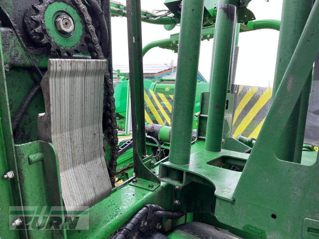 Press-/Wickelkombination of the type John Deere C441R mit Mantelfolienbindung, Gebrauchtmaschine in Holzgünz - Schwaighausen (Picture 18)