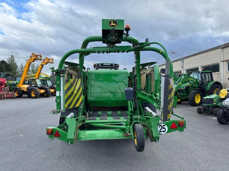 Press-/Wickelkombination a típus John Deere C441R, Gebrauchtmaschine ekkor: ESCAUDOEUVRES (Kép 4)