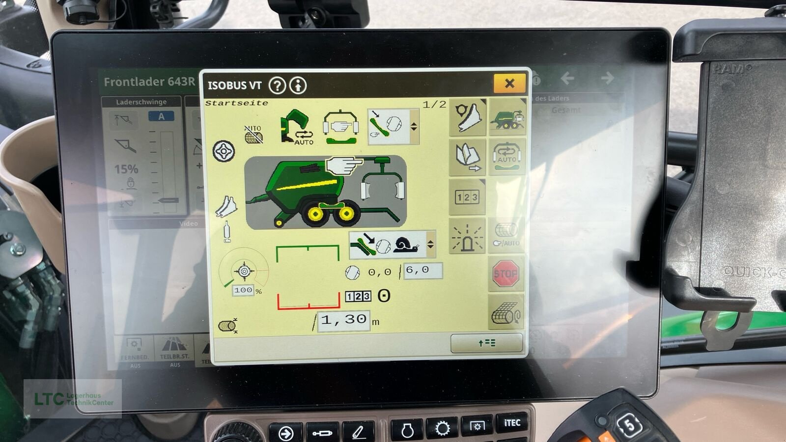 Press-/Wickelkombination des Typs John Deere C451R, Vorführmaschine in Redlham (Bild 10)