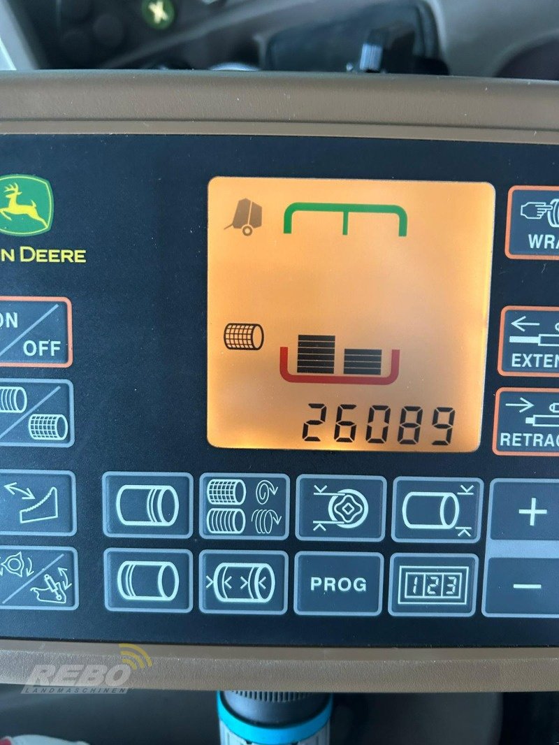 Press-/Wickelkombination typu John Deere V461M mit Göweil G5040, Gebrauchtmaschine v Albersdorf (Obrázek 14)