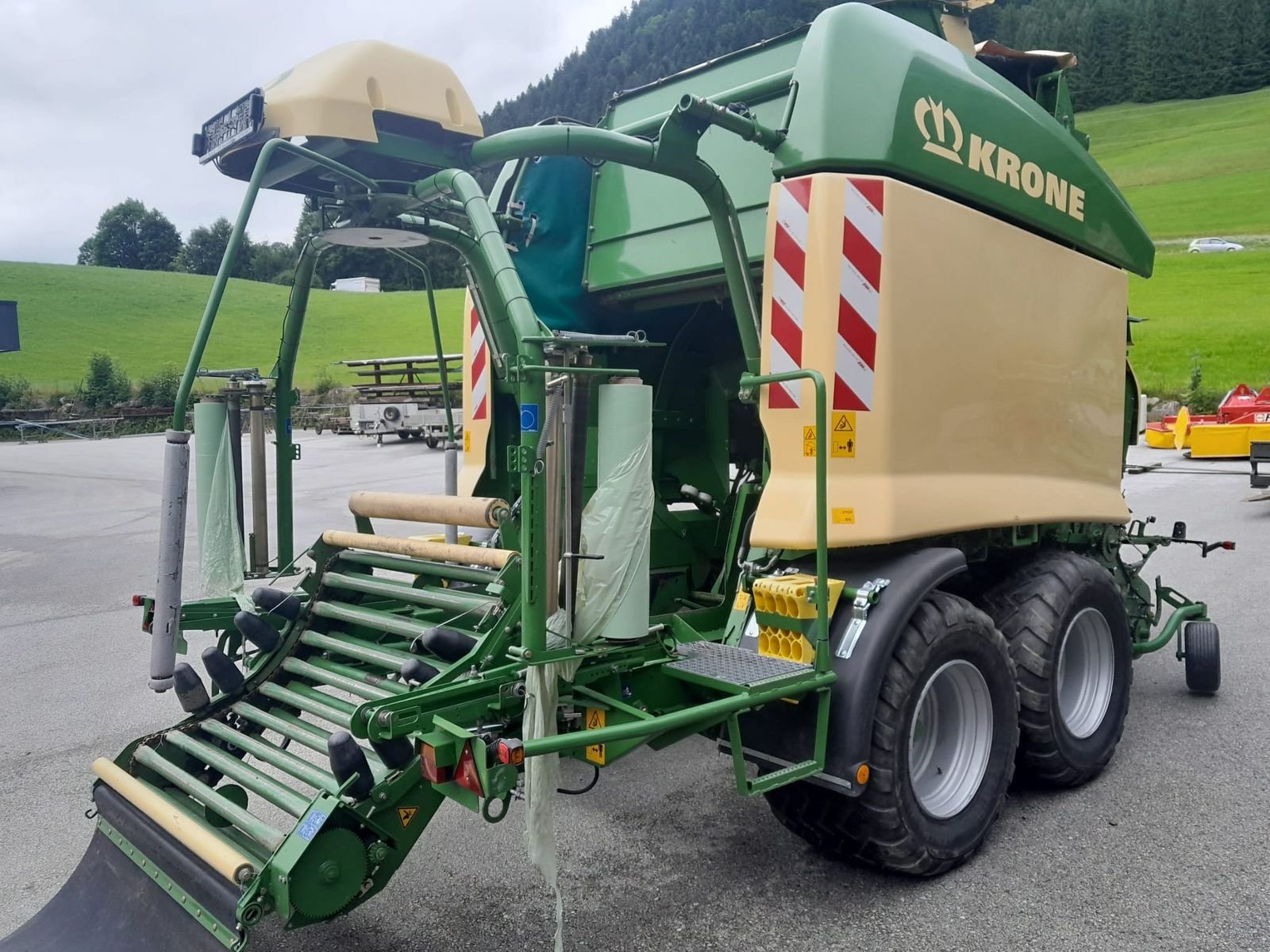 Press-/Wickelkombination des Typs Krone Comprima CF 155 X- Treme, Gebrauchtmaschine in Hopfgarten (Bild 11)