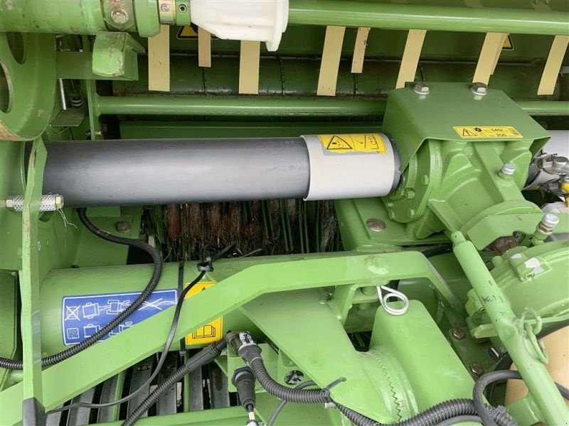 Press-/Wickelkombination des Typs Krone COMPRIMA CF 155 XC, Gebrauchtmaschine in Töging a. Inn (Bild 13)