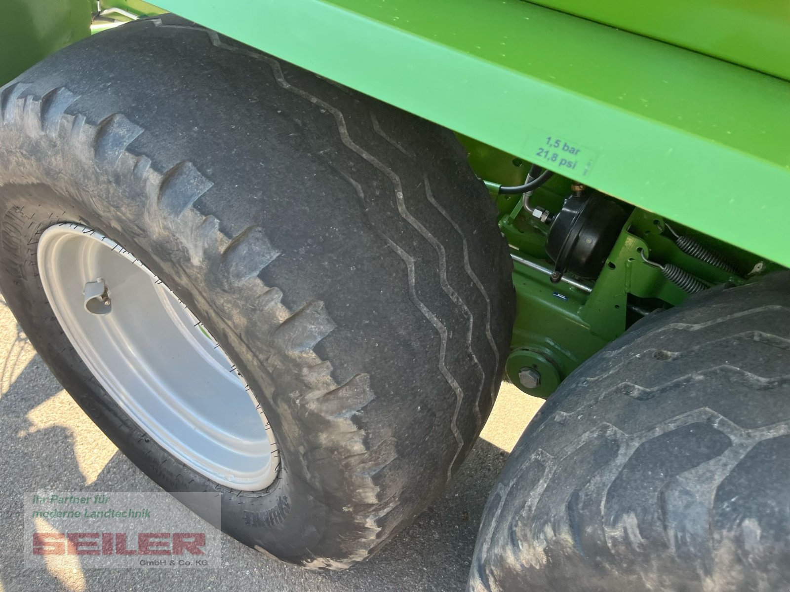 Press-/Wickelkombination του τύπου Krone Comprima CF 155 XC, Gebrauchtmaschine σε Ansbach (Φωτογραφία 11)