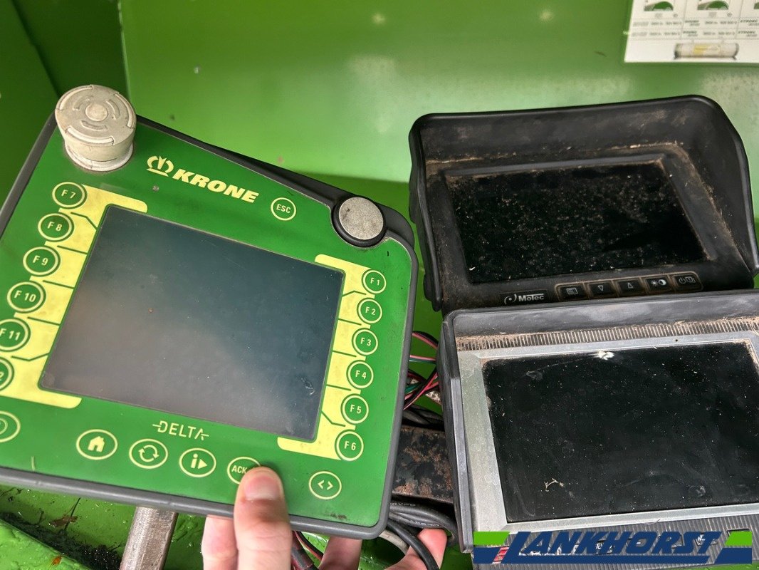 Press-/Wickelkombination του τύπου Krone COMPRIMA CF 155 XC, Gebrauchtmaschine σε Emsbüren (Φωτογραφία 10)