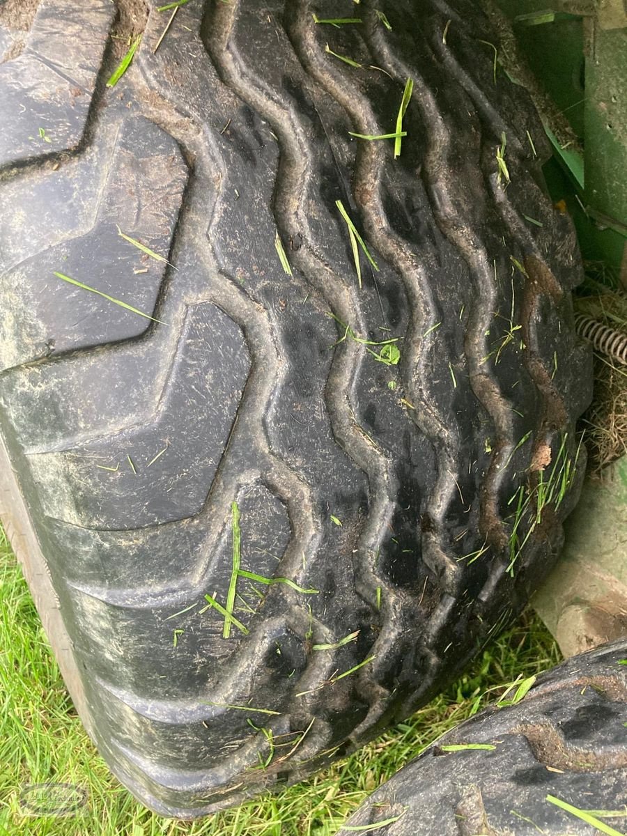 Press-/Wickelkombination tip Krone Comprima CF 155 XC, Gebrauchtmaschine in Münzkirchen (Poză 18)