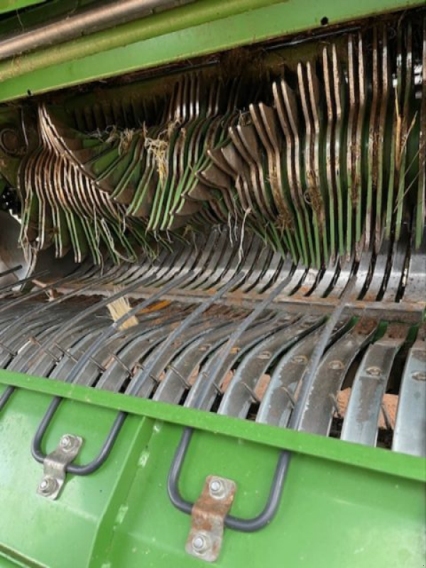 Press-/Wickelkombination типа Krone COMPRIMA CF155XC X-TREME, Gebrauchtmaschine в CHAMPLECY (Фотография 10)