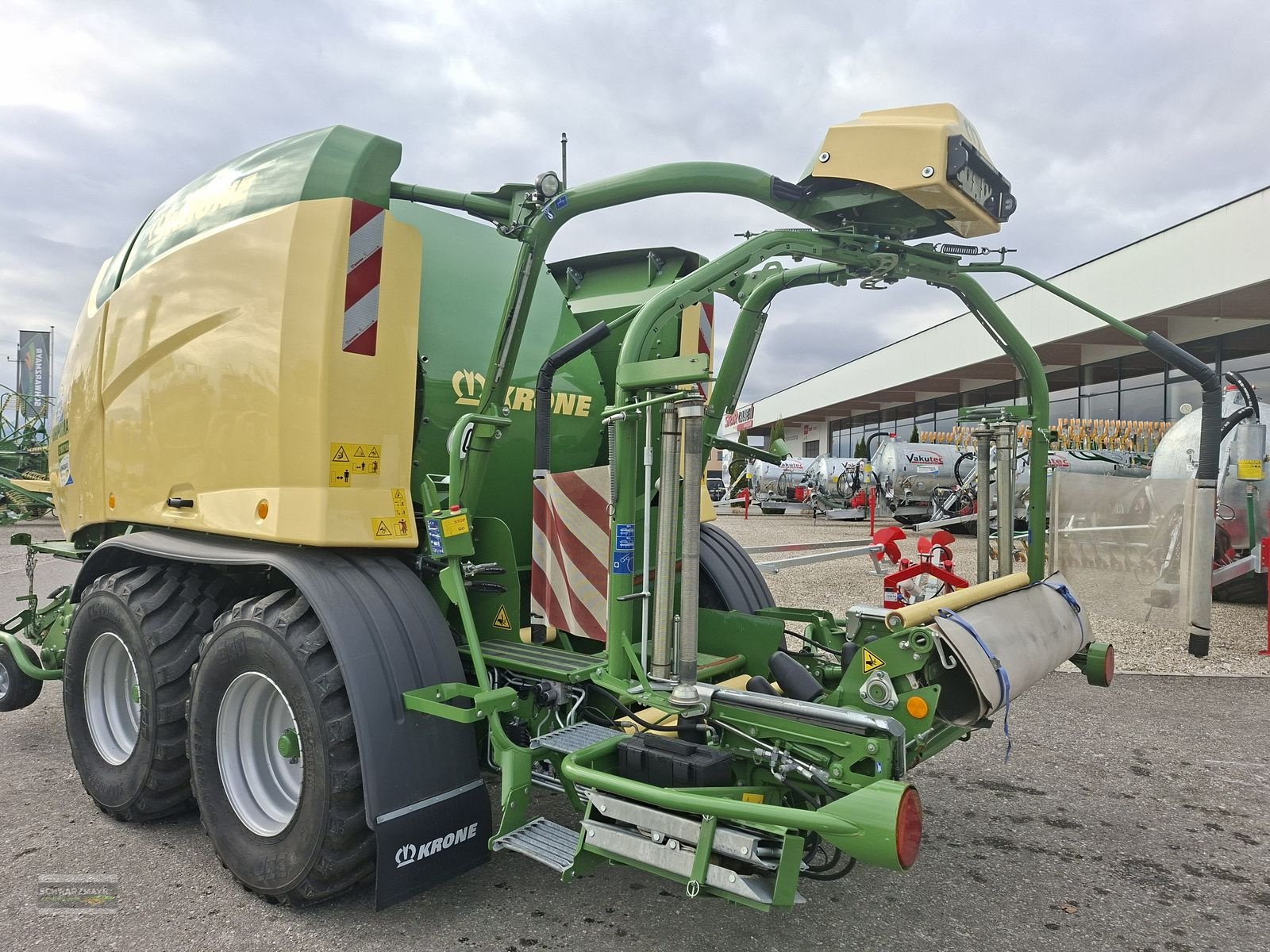 Press-/Wickelkombination van het type Krone Comprima CV 150 XC Plus, Neumaschine in Gampern (Foto 10)
