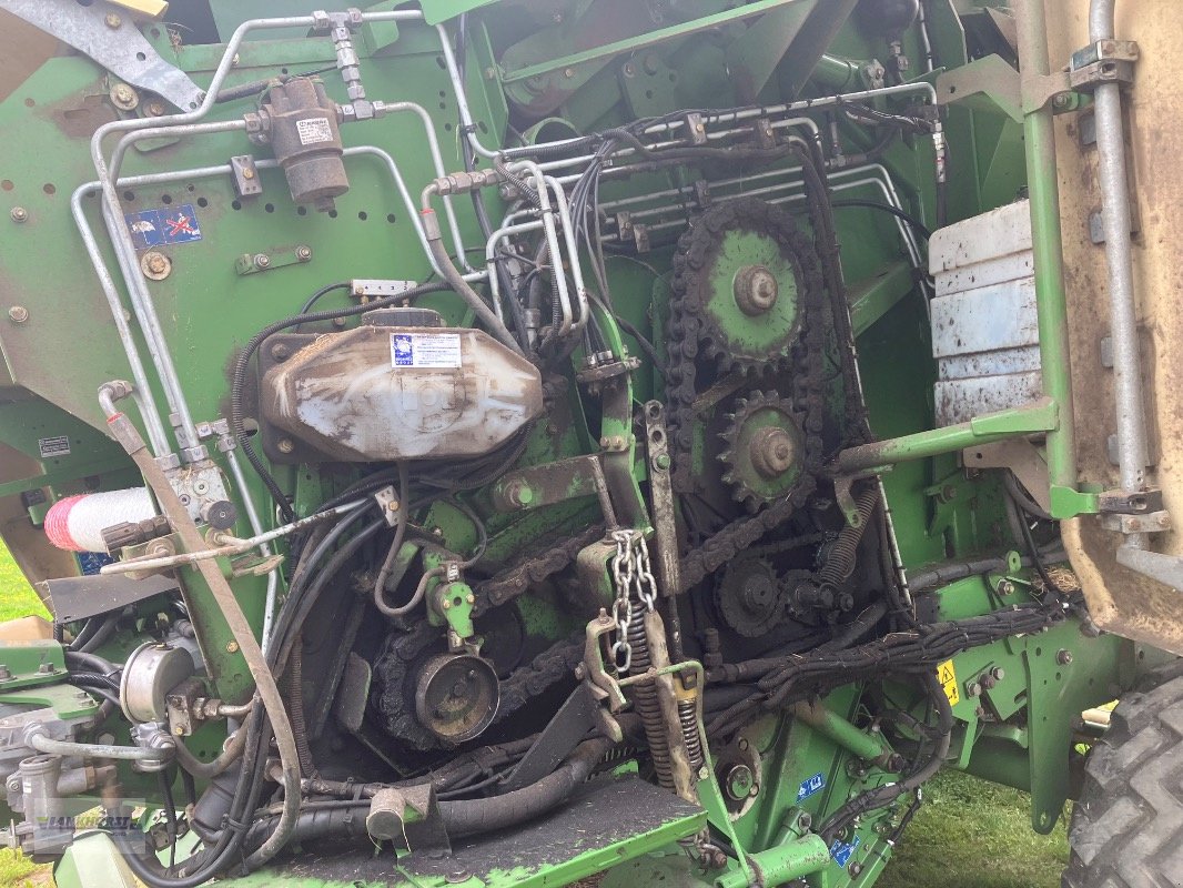 Press-/Wickelkombination a típus Krone COMPRIMA CV 150 XC X, Gebrauchtmaschine ekkor: Aurich (Kép 15)