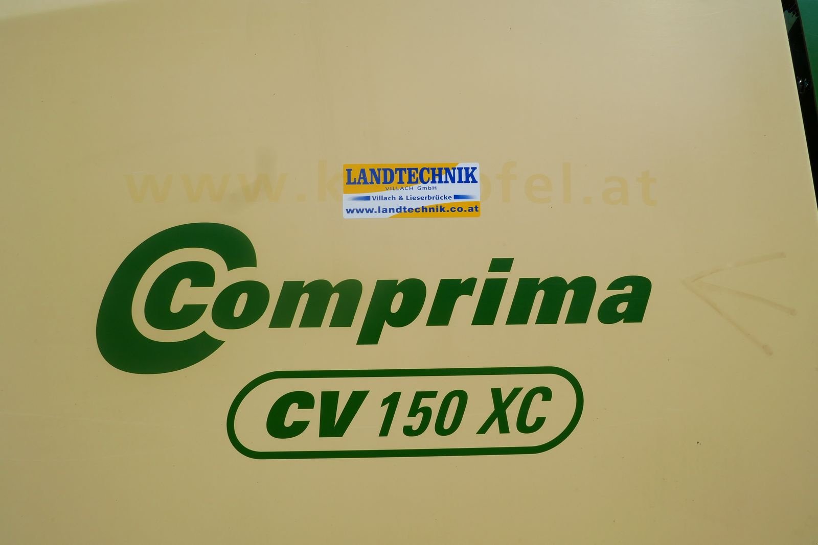 Press-/Wickelkombination del tipo Krone Comprima CV 150 XC, Gebrauchtmaschine In Villach (Immagine 2)