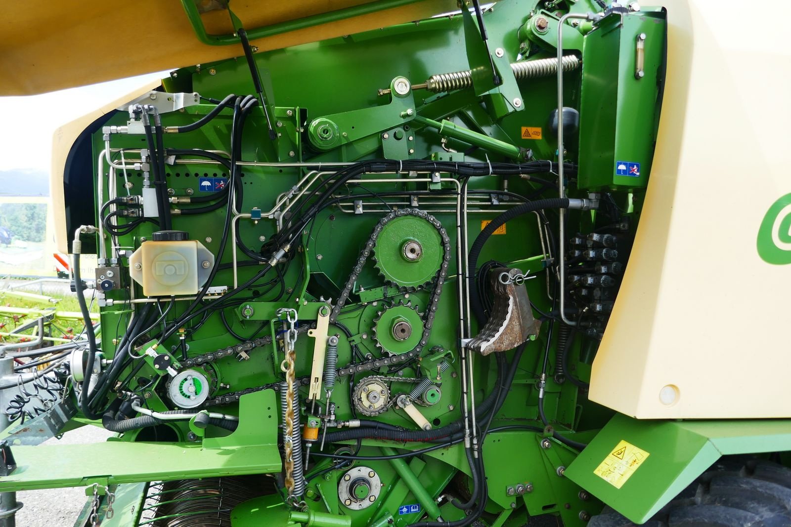 Press-/Wickelkombination от тип Krone Comprima CV 150 XC, Gebrauchtmaschine в Villach (Снимка 9)