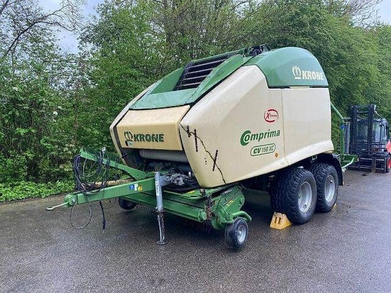 Press-/Wickelkombination del tipo Krone Comprima CV150XC, Wickelkombi, Großballen, Gebrauchtmaschine In Bellenberg (Immagine 3)