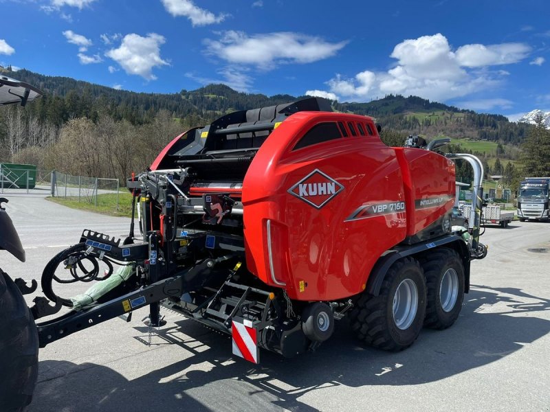 Kuhn 7160, Neumaschine, Rok výroby: 2025 (Obrázek 1) Press-/Wickelkombination typu Kuhn 7160, Neumaschine v Reith bei Kitzbühel (Obrázek 1)