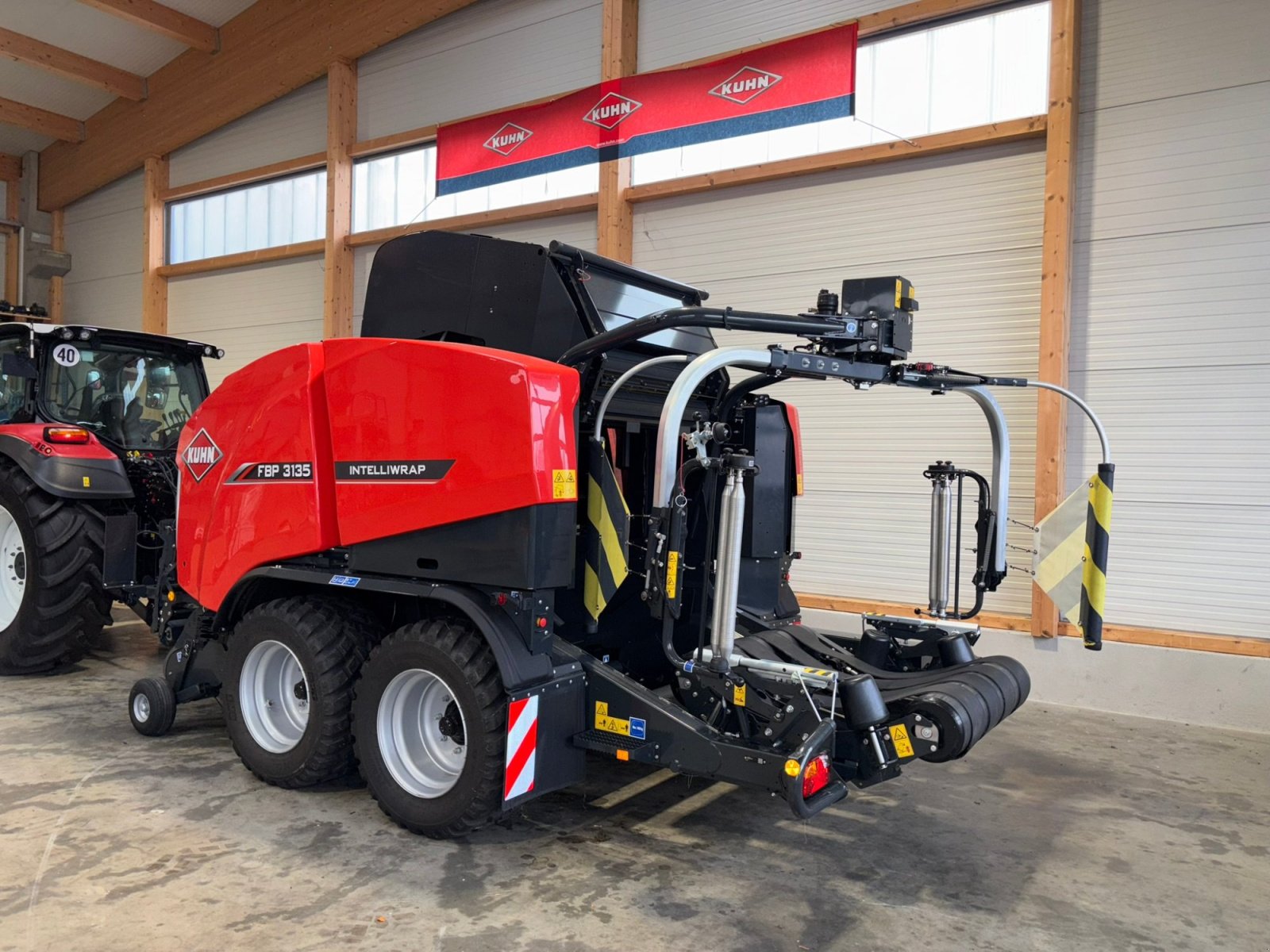Press-/Wickelkombination typu Kuhn FBP 3135, Neumaschine v Amerang / OT. Kirchensur (Obrázok 3)