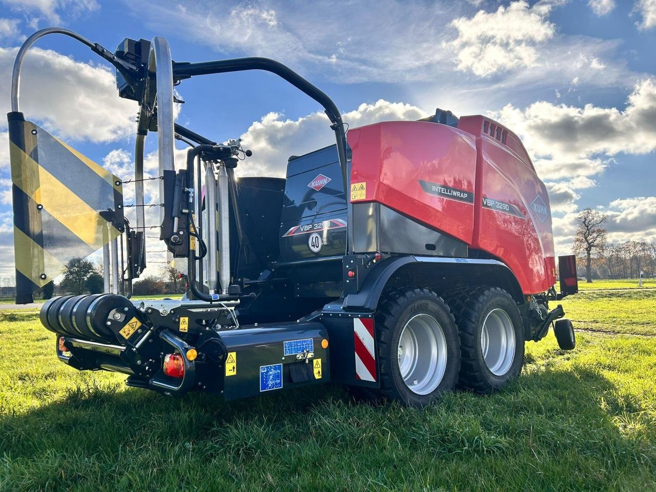 Press-/Wickelkombination του τύπου Kuhn VBP 3290 OC23, Gebrauchtmaschine σε Stuhr (Φωτογραφία 3)