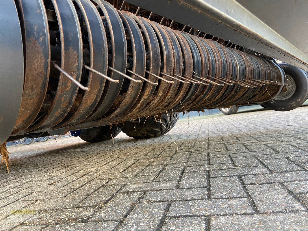 Press-/Wickelkombination van het type Massey Ferguson 325F, Gebrauchtmaschine in Ahaus (Foto 9)