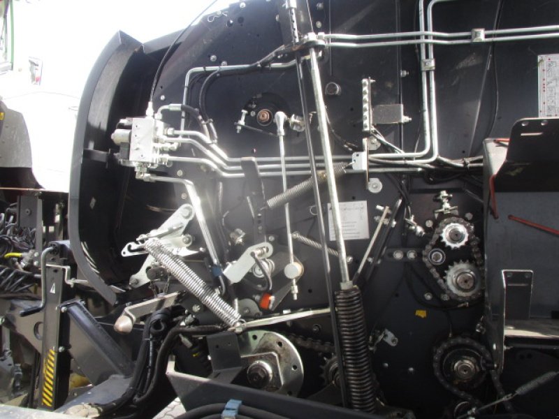 Press-/Wickelkombination типа Massey Ferguson MF 716 Press-Wickel-Komb, Gebrauchtmaschine в Holle- Grasdorf (Фотография 13)