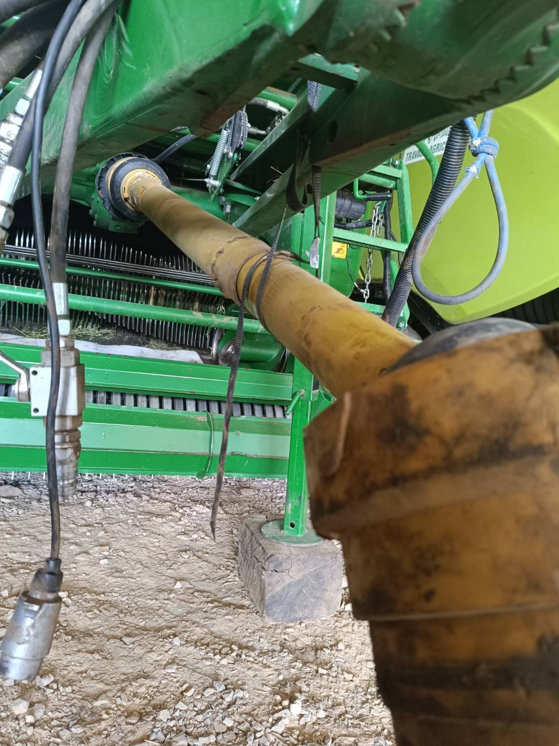 Press-/Wickelkombination du type McHale FUSION 3 PLUS, Gebrauchtmaschine en Le Horps (Photo 9)