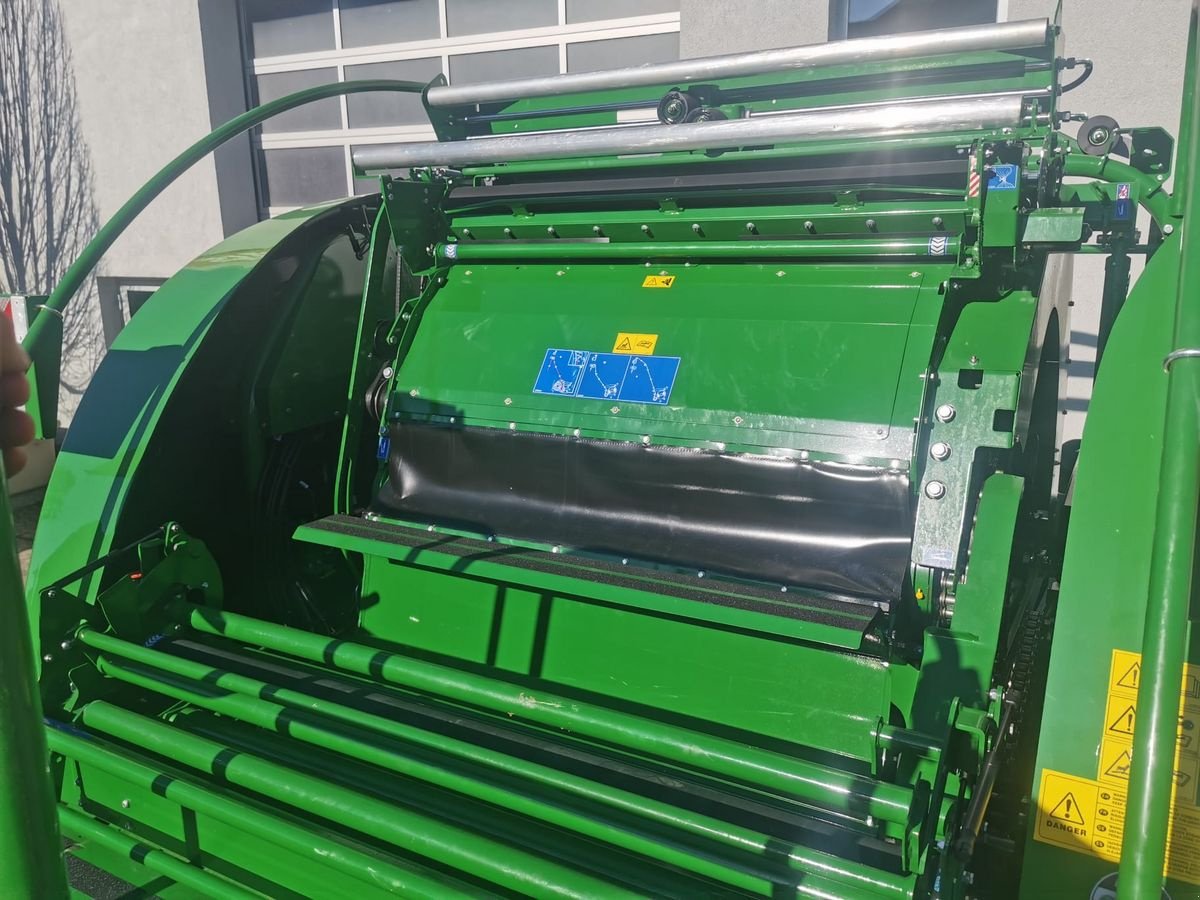 Press-/Wickelkombination des Typs McHale Fusion 4 Plus Press-Wickelkombination, Neumaschine in St. Marienkirchen (Bild 7)