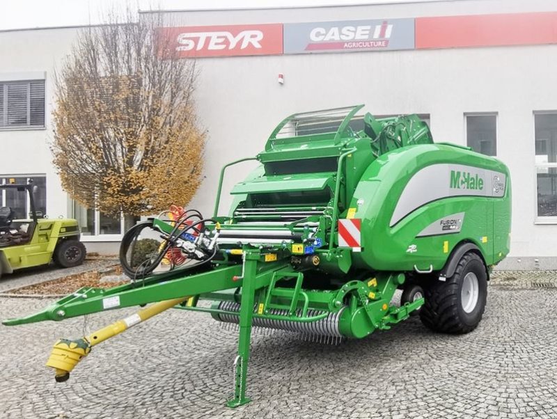 Press-/Wickelkombination of the type McHale Fusion Vario Plus Press-Wickelkombination, Neumaschine in St. Marienkirchen (Picture 1)