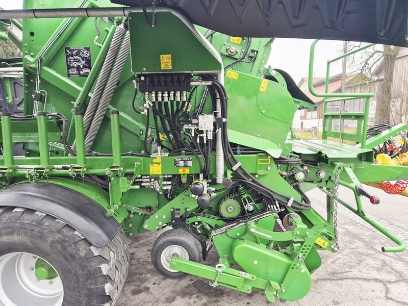 Press-/Wickelkombination del tipo McHale Fusion Vario Press-Wickelkombination, Gebrauchtmaschine In St. Marienkirchen (Immagine 9)