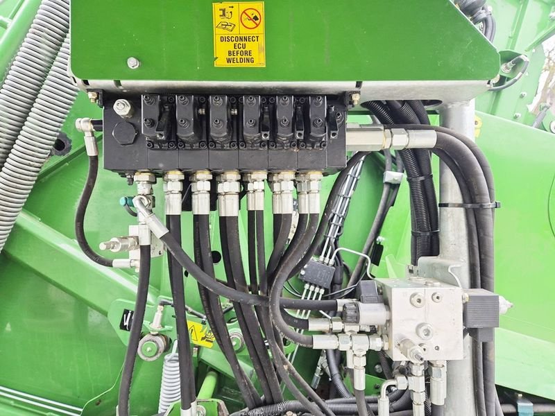 Press-/Wickelkombination del tipo McHale Fusion Vario Press-Wickelkombination, Gebrauchtmaschine In St. Marienkirchen (Immagine 10)