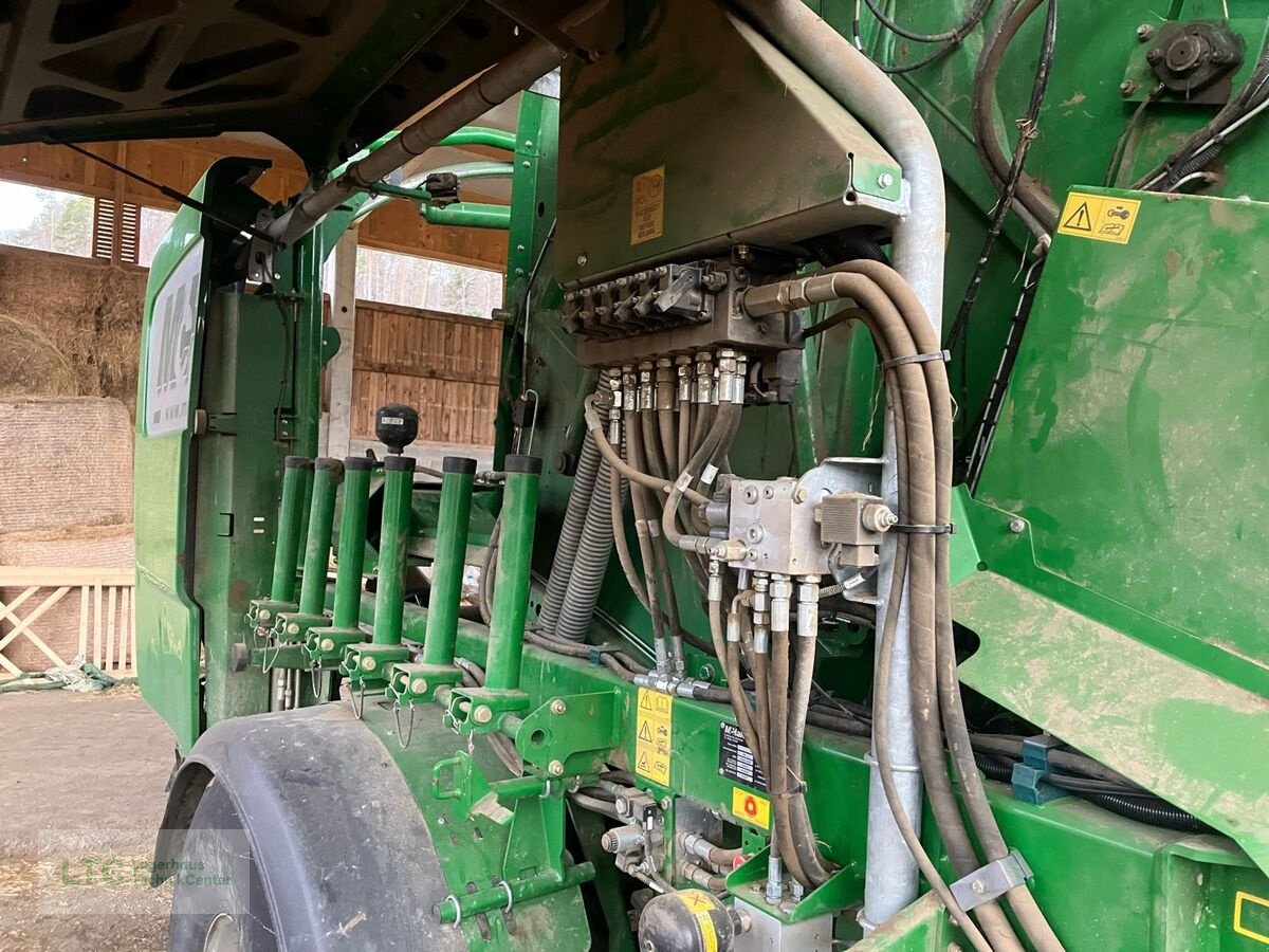 Press-/Wickelkombination des Typs McHale Fusion Vario, Gebrauchtmaschine in Herzogenburg (Bild 11)