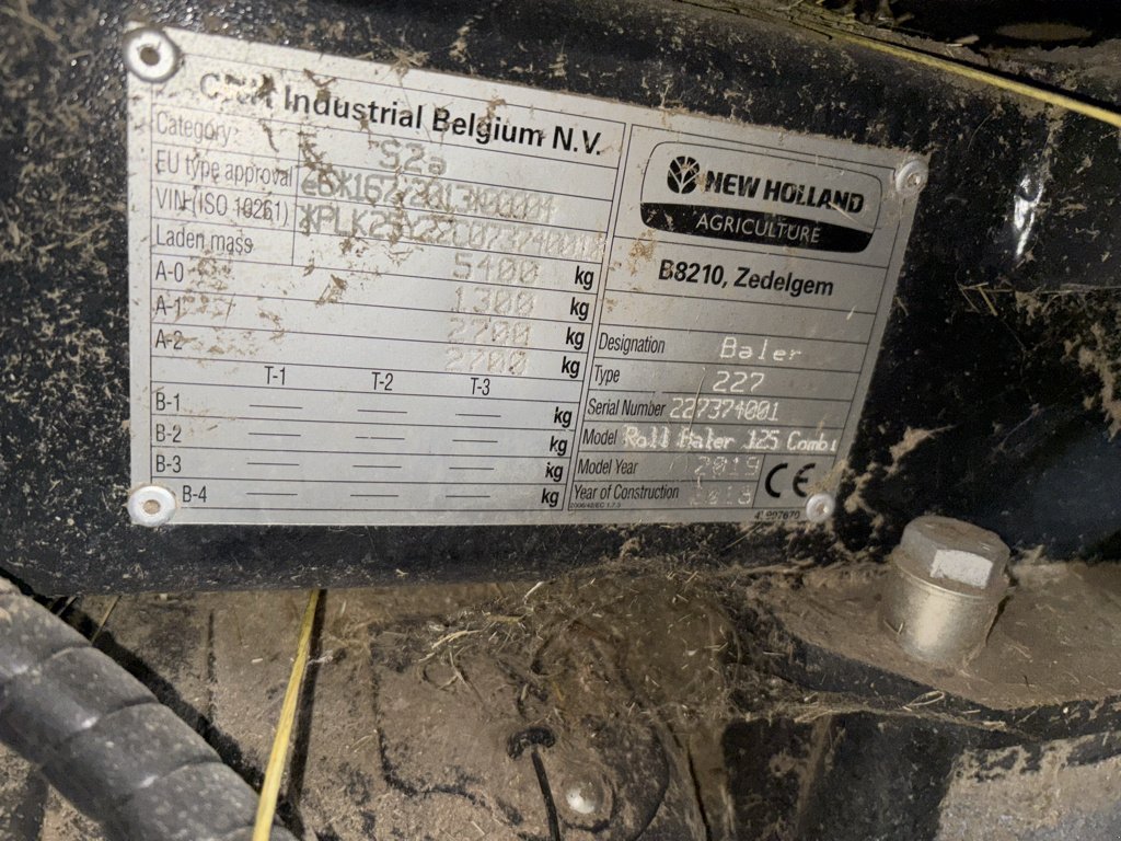 Press-/Wickelkombination typu New Holland ROLLBALER125COMBI, Gebrauchtmaschine v VERT TOULON (Obrázek 7)