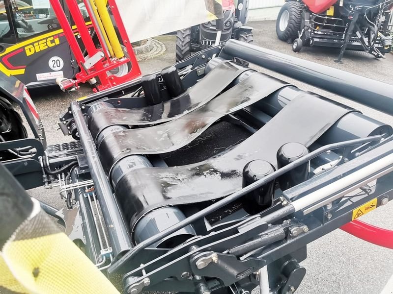 Press-/Wickelkombination des Typs Pöttinger Impress 155 VC Pro Press-Wickelkombination, Gebrauchtmaschine in St. Marienkirchen (Bild 14)