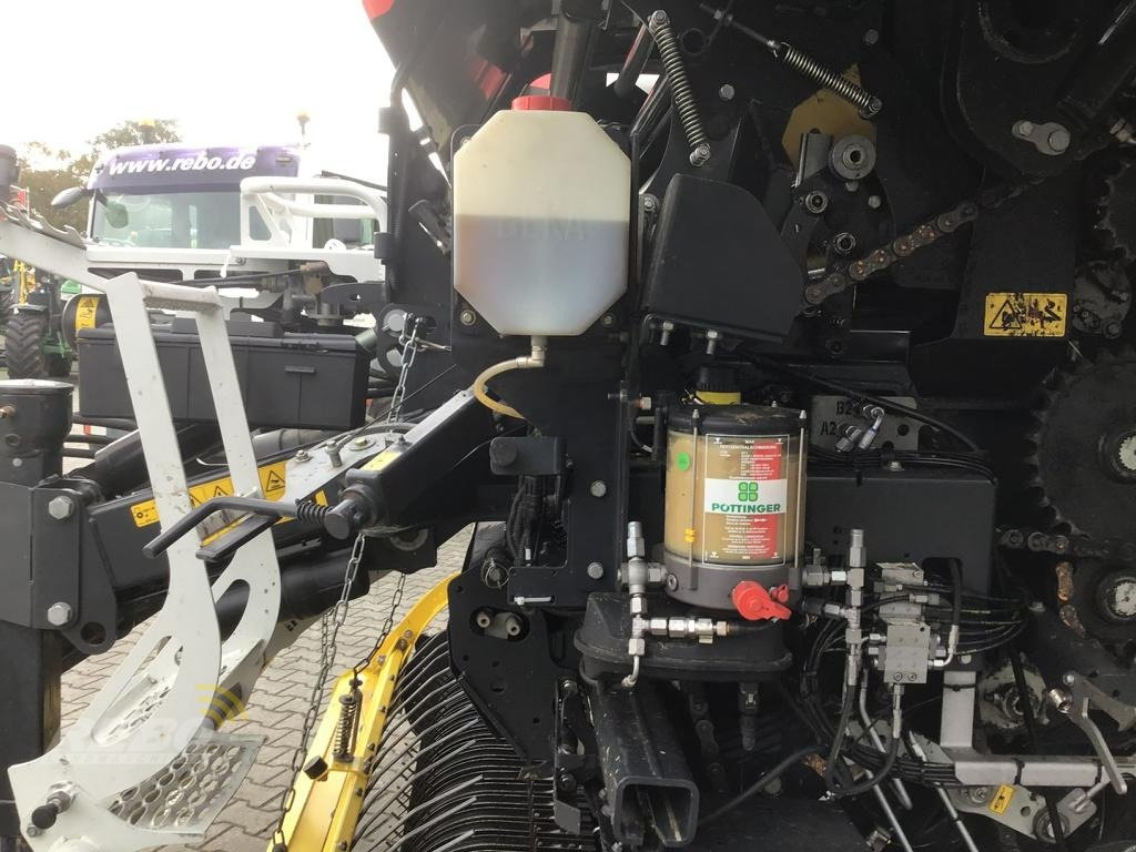 Press-/Wickelkombination του τύπου Pöttinger IMPRESS 155 VC PRO, Gebrauchtmaschine σε Albersdorf (Φωτογραφία 17)