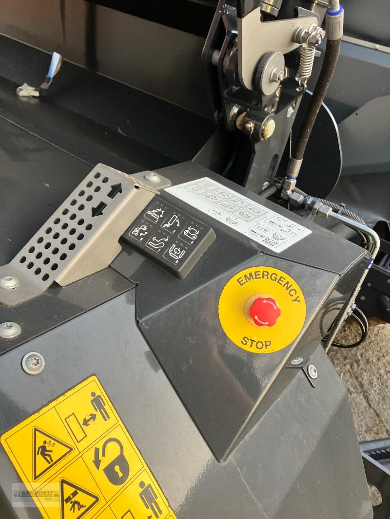 Press-/Wickelkombination des Typs Pöttinger IMPRESS 3130 FC PRO, Gebrauchtmaschine in Wiefelstede-Spohle (Bild 8)