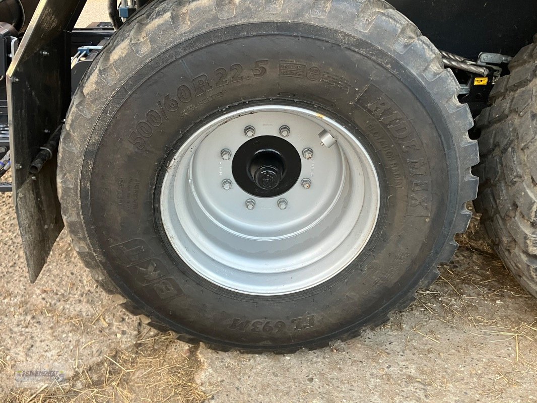 Press-/Wickelkombination van het type Pöttinger IMPRESS 3130 FC PRO, Gebrauchtmaschine in Wiefelstede-Spohle (Foto 10)