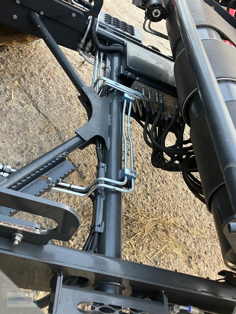 Press-/Wickelkombination van het type Pöttinger IMPRESS 3130 FC PRO, Gebrauchtmaschine in Wiefelstede-Spohle (Foto 16)